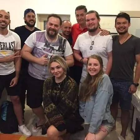Hostel V61