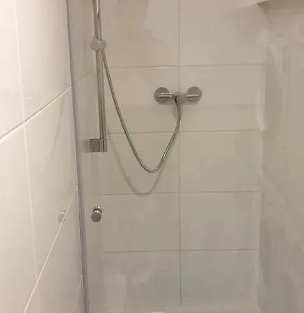 V61 Albergue *